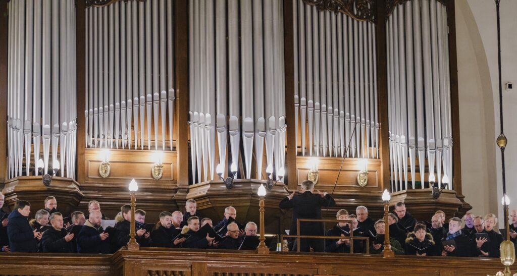 ” Fotografii. Orga Bisericii Charles și-a sărbătorit 100 de ani de naștere cu un concert de Crăciun gratuit